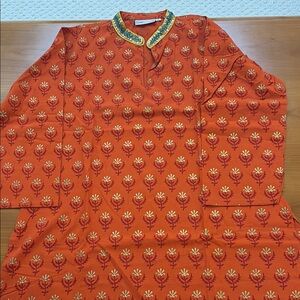 NEW Wonens printed shirt. Gold Sequence green thread embroidery around the neck.